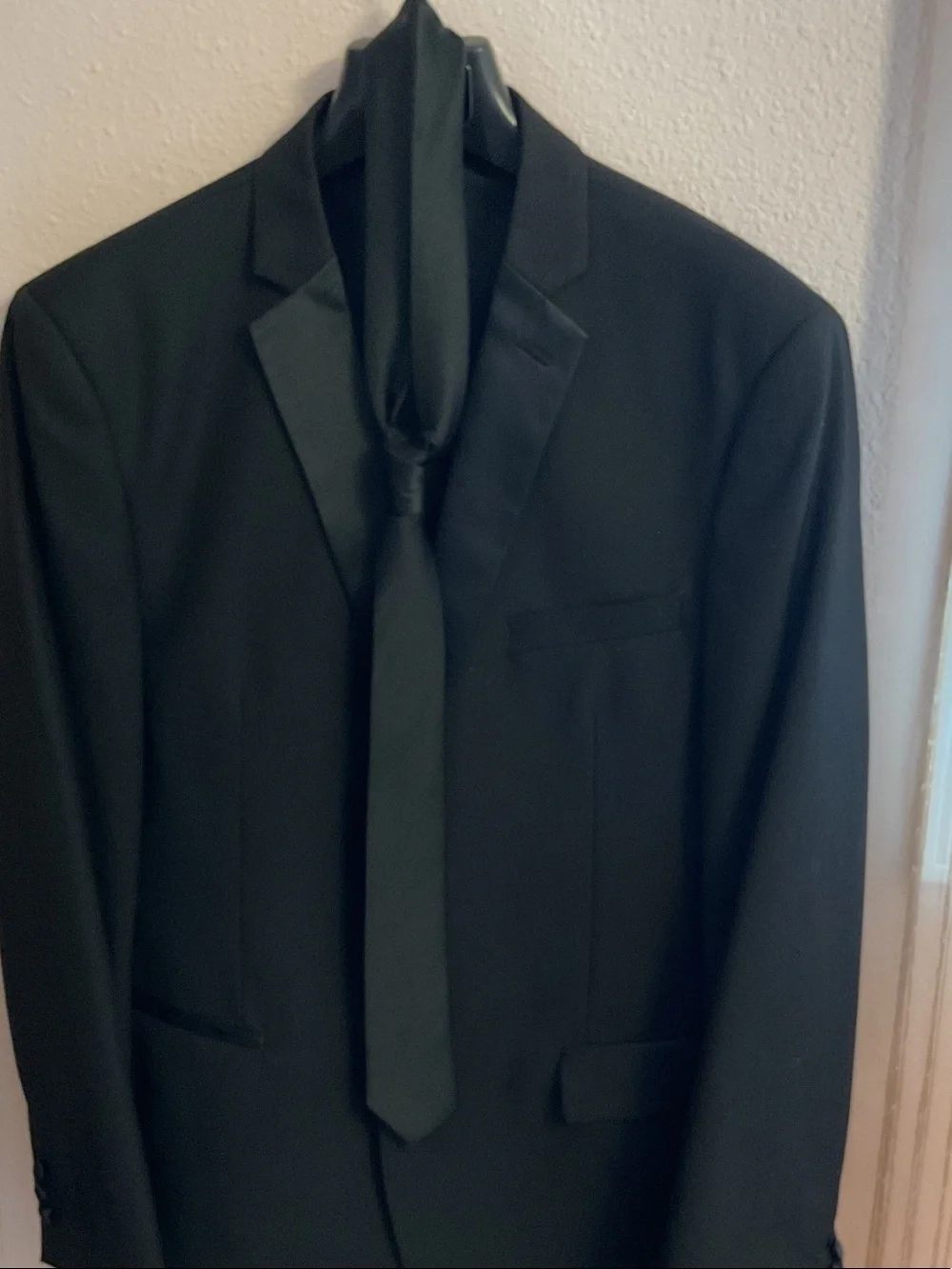Men's Black Single-Breasted tuxedo jacket and pants slim fit